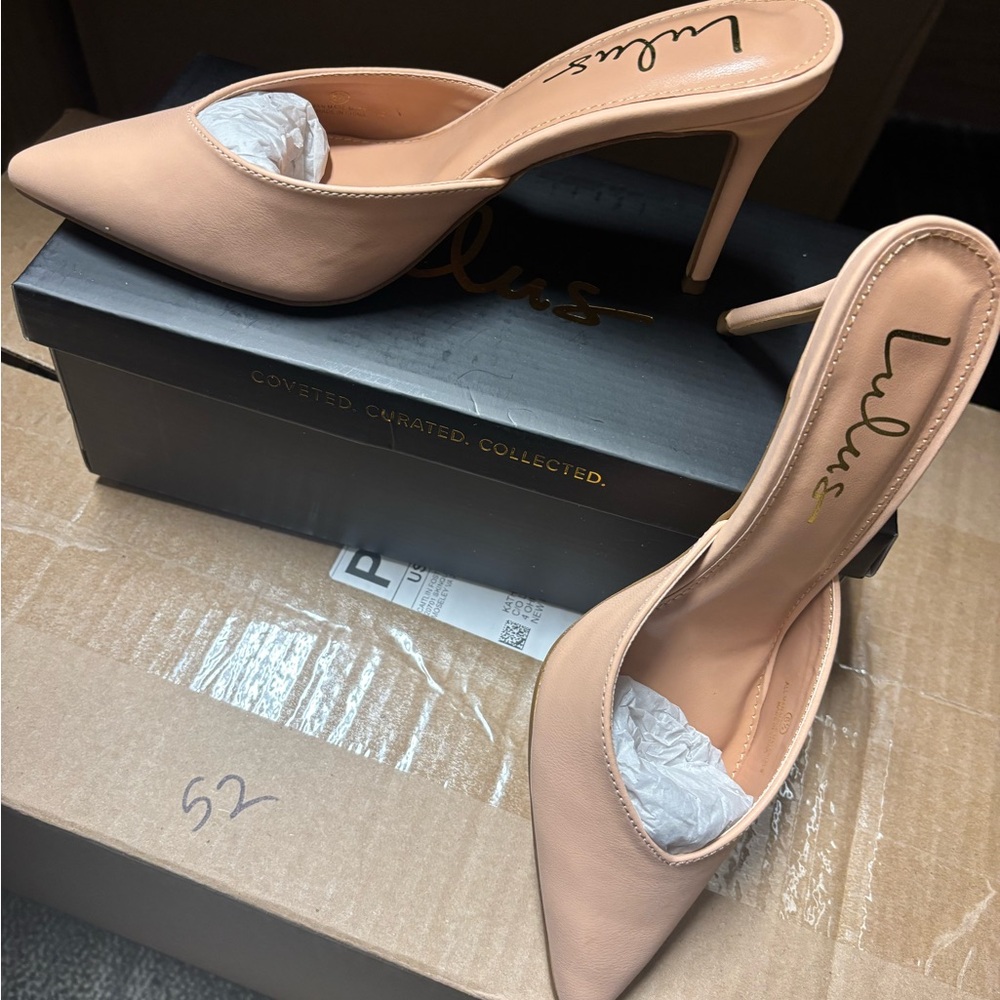 Lulu's Frae Naked Shoes